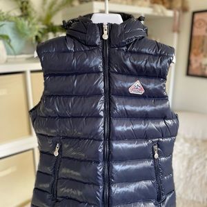 Pyrenex XL men’s down vest